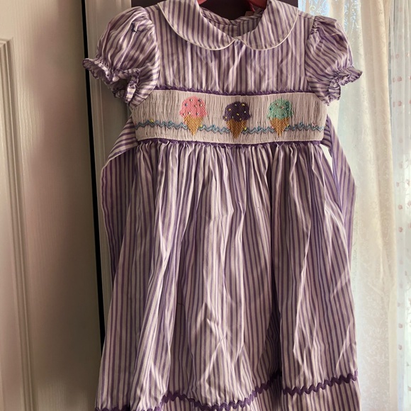 Smocking dress - Picture 1 of 1